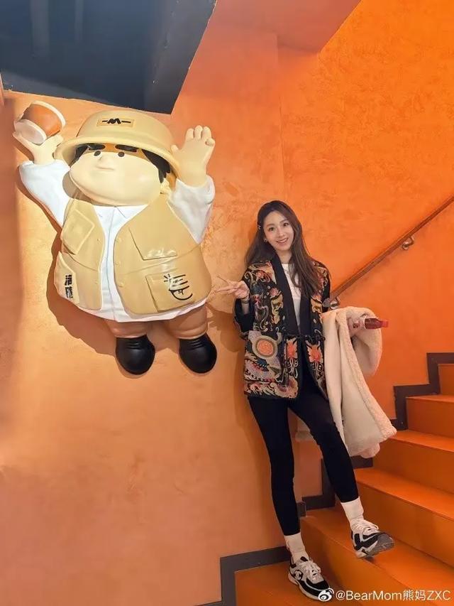 现役CBA明星球员的美女太太团,个个肤白貌美大长腿