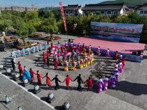 可欣美女主播(相约六鼎山·团圆过中秋 2024六鼎山中秋游园会文旅活动异彩纷呈 吸引八方游客纷至沓来