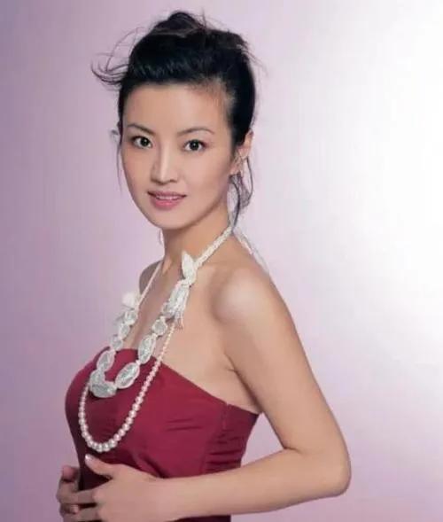谁还记得电影频道美女主持人涂经纬