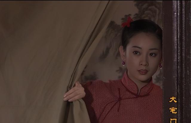 《大宅门》10位美人集锦，自然耐看还不撞脸，打酱油的都惊鸿一瞥