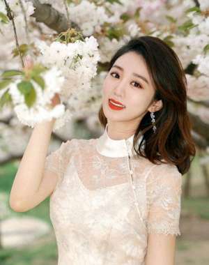 美女主播排行(央视中文国际频道十大新闻美女主播，谁实力最强？)