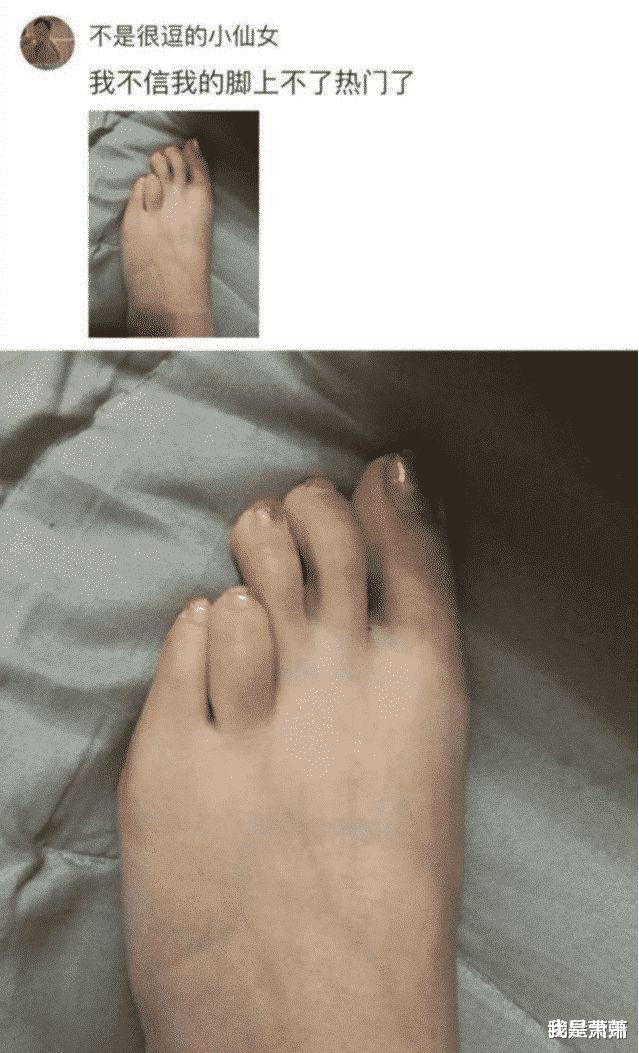 情侣在地铁上兴致激增不背人，一旁阿姨尴尬夹腿：都起鸡皮疙瘩了