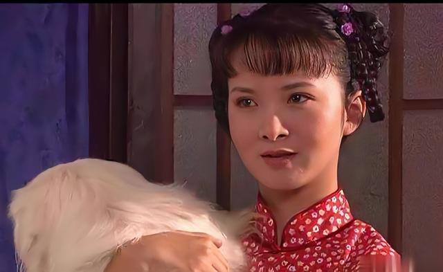 《大宅门》10位美人集锦，自然耐看还不撞脸，打酱油的都惊鸿一瞥