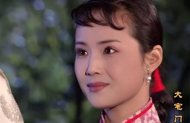 《大宅门》10位美人集锦，自然耐看还不撞脸，打酱油的都惊鸿一瞥