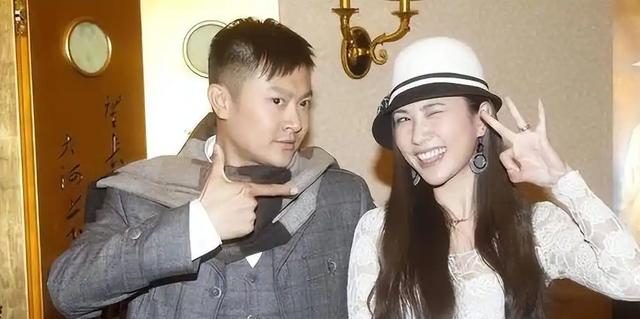 当年她败坏了印小天的名声,借此走红嫁给导演,如今怎么样了
