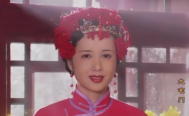 《大宅门》10位美人集锦，自然耐看还不撞脸，打酱油的都惊鸿一瞥