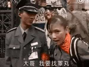 美女主播甩奶(毁三观陈乔恩满大街找睾丸吃、节目上还当众脱奶罩，太疯狂了)