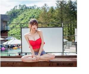 一直播胸大女主播(韩国超胸女主播 激似真人版娜美)