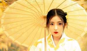 女主播的沉沦(小说：女主播潜入他游戏战队，谁料小伙有钱有素质，女主播沦陷了)