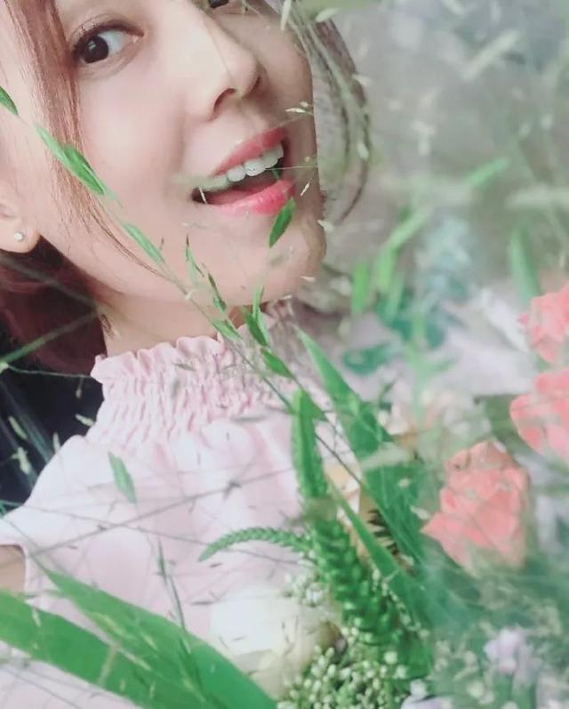 女团一代门面竟是《顶楼》隐藏王者,绝