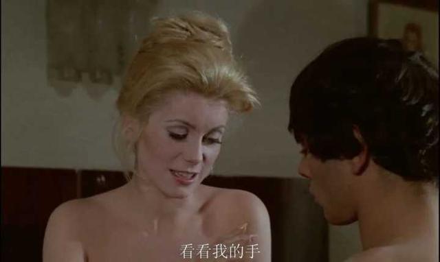 深度解析《白日美人》,贵妇的妓院工作是情色还是艺术?