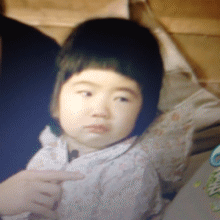 搞笑GIF：直播UP主，挑战中国生产的风油精，宝宝懵逼了！