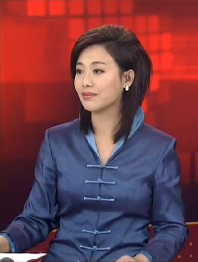 《新闻联播》美女主播郑丽:37岁做妈妈,钟爱家乡黑龙江