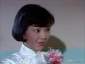 漂亮女主播的爱恨情仇(她曾是春晚主持人，抢闺蜜男友，为爱两次自杀，离婚后嫁前夫叔叔)