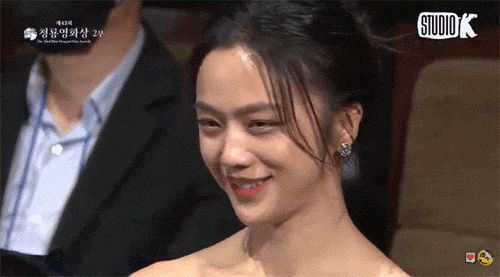 不怪韩国人偏心汤唯,高清镜头下,她全场最美