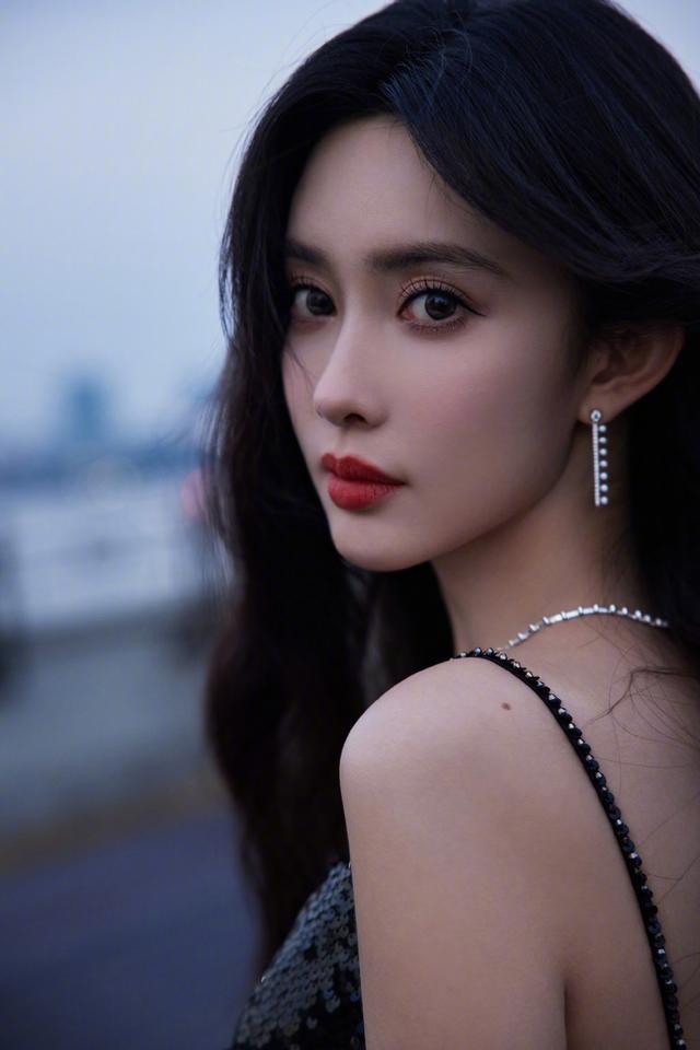 抖音最美网红TOP10!易梦玲、井川里予…谁是你的颜值天花板?
