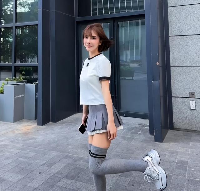 王思聪17任女友盘点,张予曦最美,审美从气质超模退化成小网红
