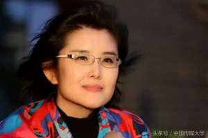 女主播王宁简历(央视记者王宁：从青涩姑娘到资深记者，做新闻的她永远年轻……)