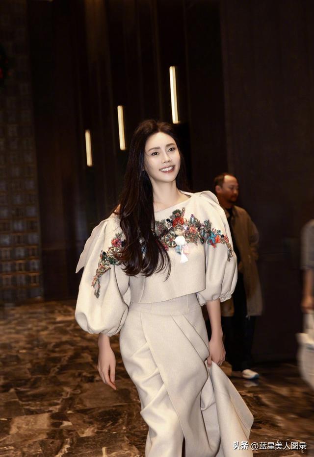 韩国大美女秋瓷炫美美归来!
