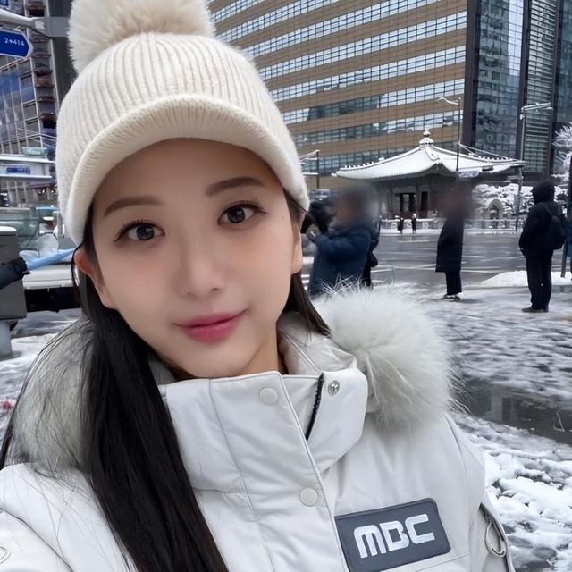韩女主播轻生3个月才被公开,遭霸凌却无人管,“合同工的悲剧”