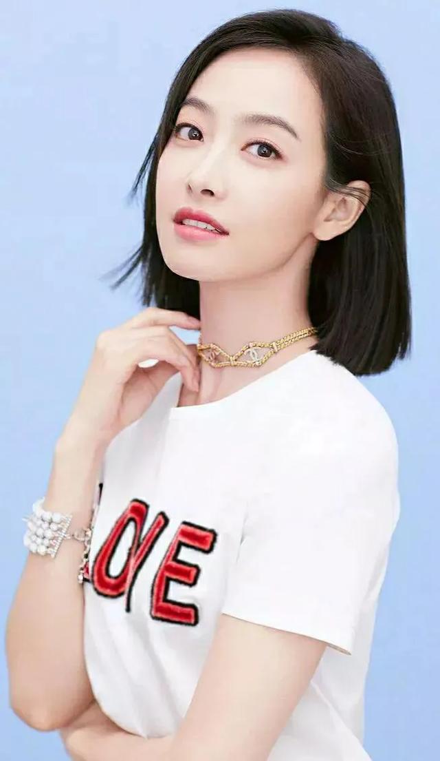 “明媚美人”宋茜