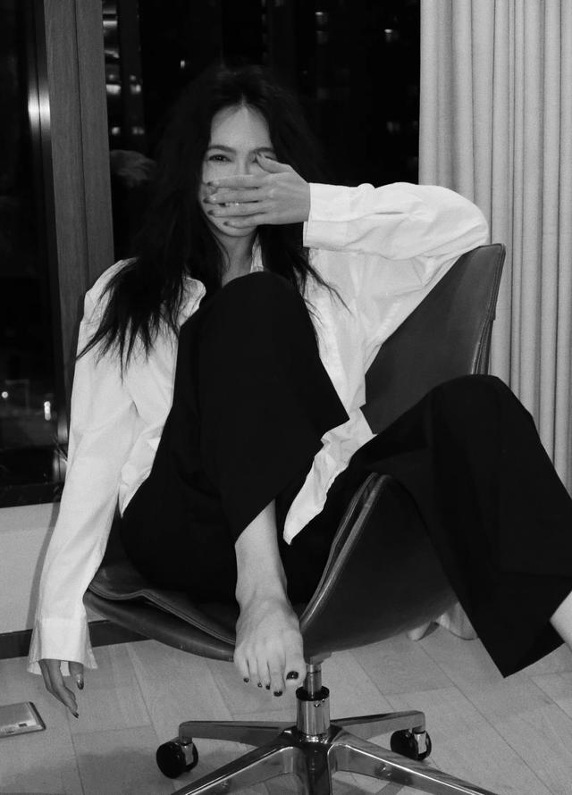 美娜 腾讯体育NBA女主播