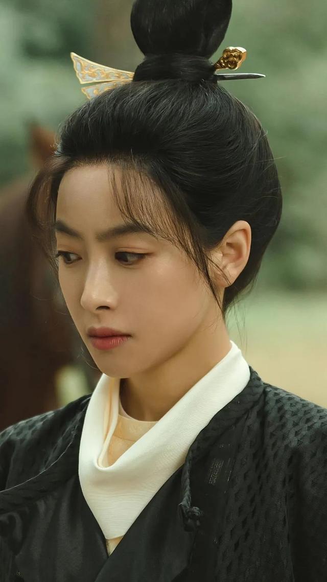 “明媚美人”宋茜