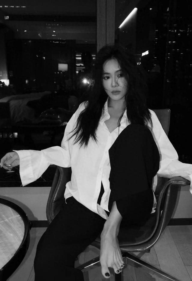美娜 腾讯体育NBA女主播