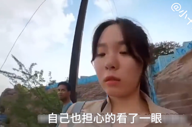 毁三观！韩国女主播到印度旅游被男子尾随露私处，评论区相当炸裂