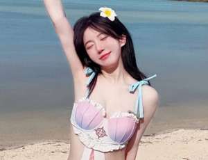 女主播探险(呆妹儿泰国旅游，深夜独自在海边直播，直言有点害怕但就是不回去)