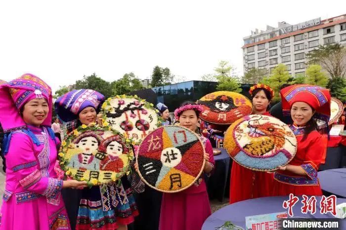 春天打翻调色盘，竟被壮乡人蒸成了饭！