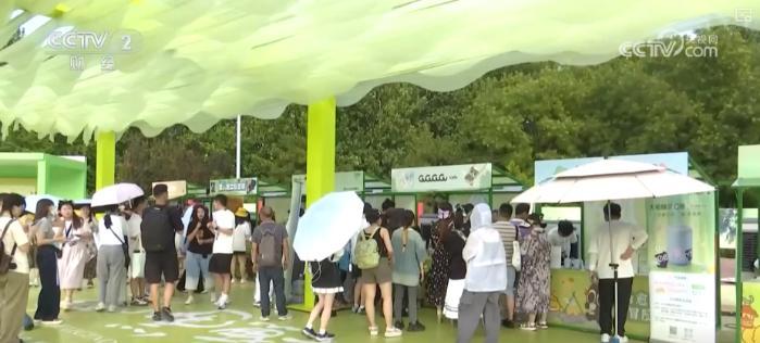 鲜明叙事、工业级制作、衍生品周边……电影市场“热气腾腾” 焕活经典IP撬动新消费