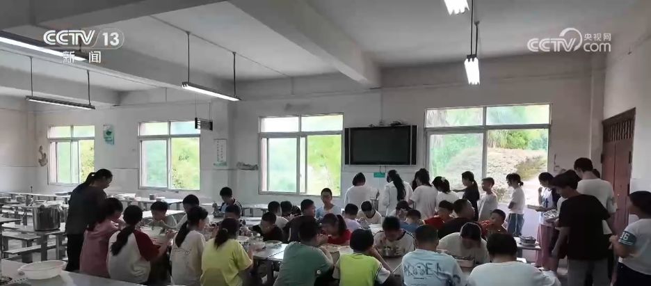 教师节快乐!对每一位老师道声辛苦,感谢您的培养之恩