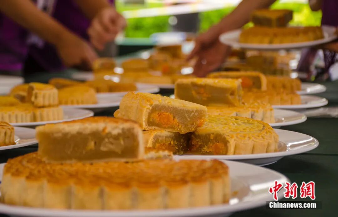 饼大如月盘、皮薄馅足……连苏东坡都夸的大月饼，你吃过吗？