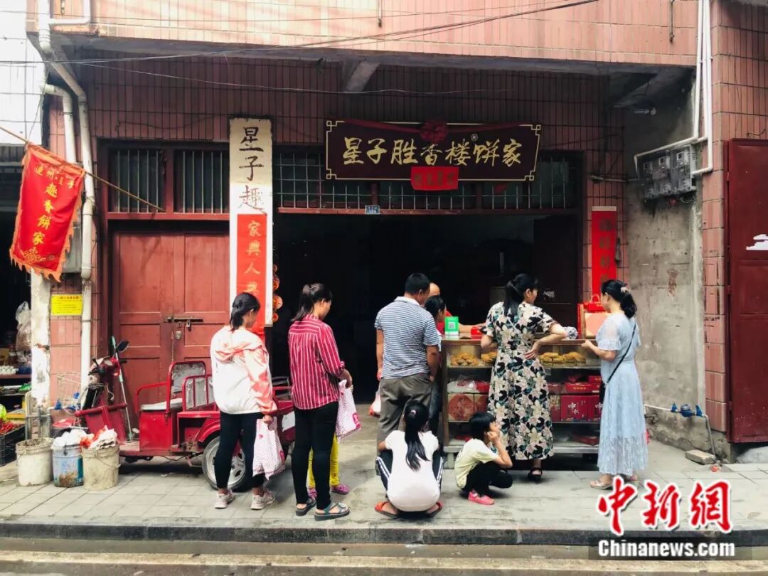 广东清远星子豆沙饼，舌尖上的“月光宝石”